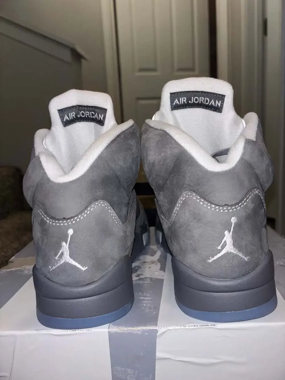 Air Jordan 5 Retro ‘Wolf Grey’. Size 8.5 men’s.